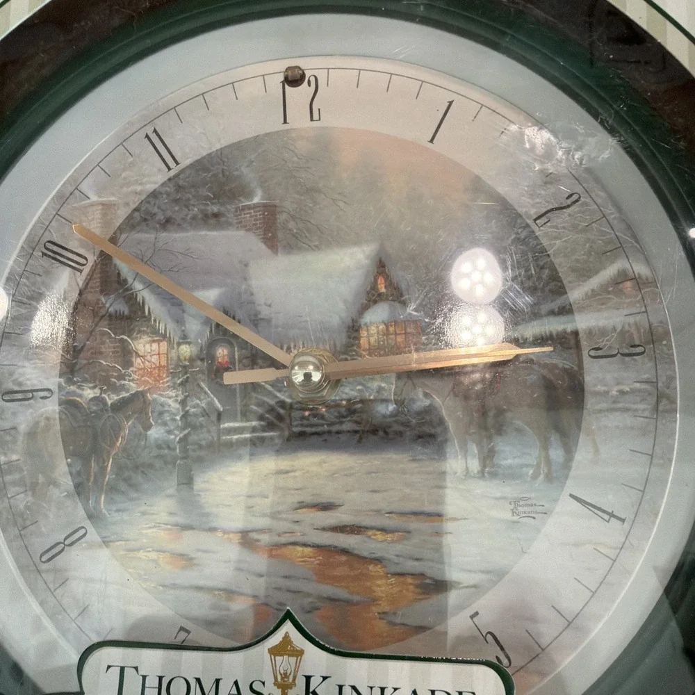 VtgThomas Kinkade‎ Christmas Carol Village Music Wall Clock 7.5